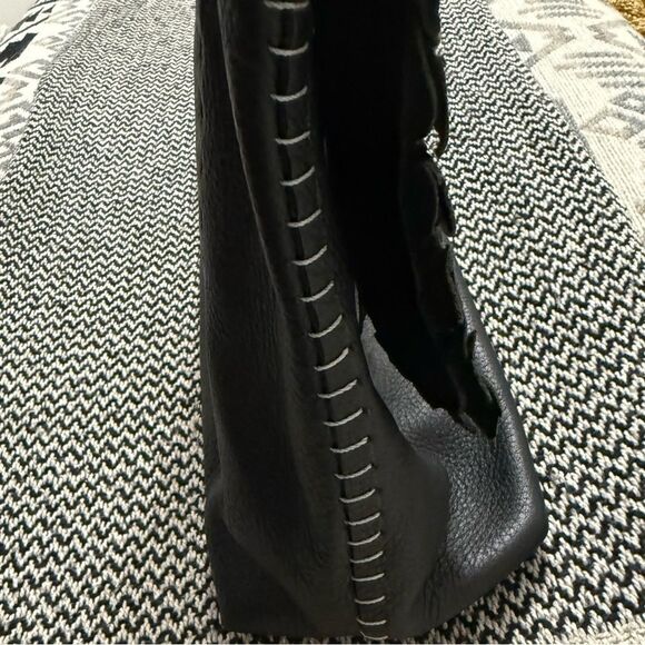 Henry Beguelin Black Pebbled/Woven Shoulder Bag - Picture 15 of 16